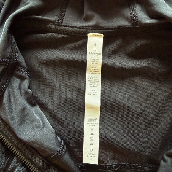 Lululemon Hooded Define Crushed Velvet Jacket size 4 - Picture 3 of 5